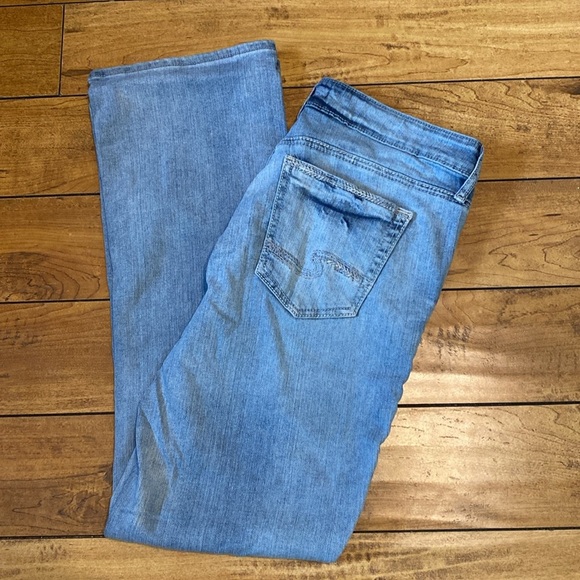 Silver Jeans Elyse slim boot jeans - Picture 6 of 6